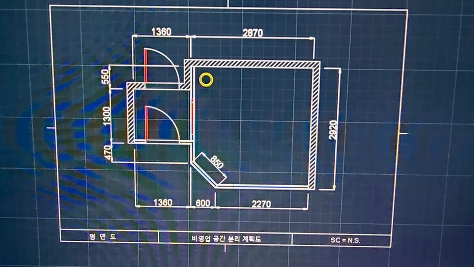 카페 펫룸 가벽 위치와 치수를 정리한 평면도